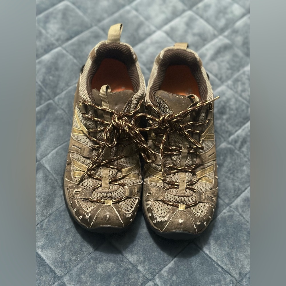 Merrell hiking shoes 6.5 women’s